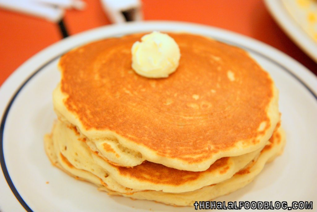 Original Buttermilk Pancakes (AED 34)