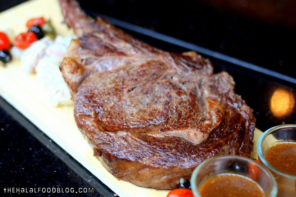 Badoque Meat & Greet 10 Tomahawk Steak