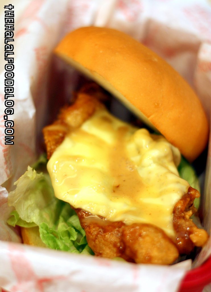 Chicken Burger ($7.90)