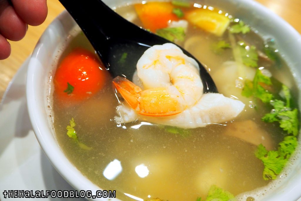 Siam Kitcen Part II 06 Clear Tom Yum Soup with Seafood