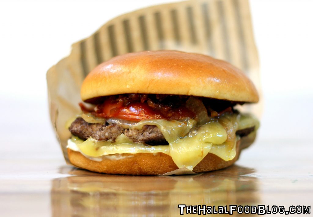 McDonald's The Signature Collection 07 Classic Cheese with Angus Beef