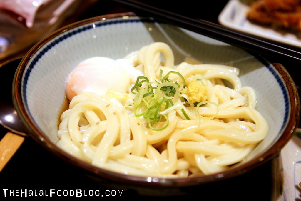 Udon Noodles with Toppings and Soft Boiled Egg (¥480)